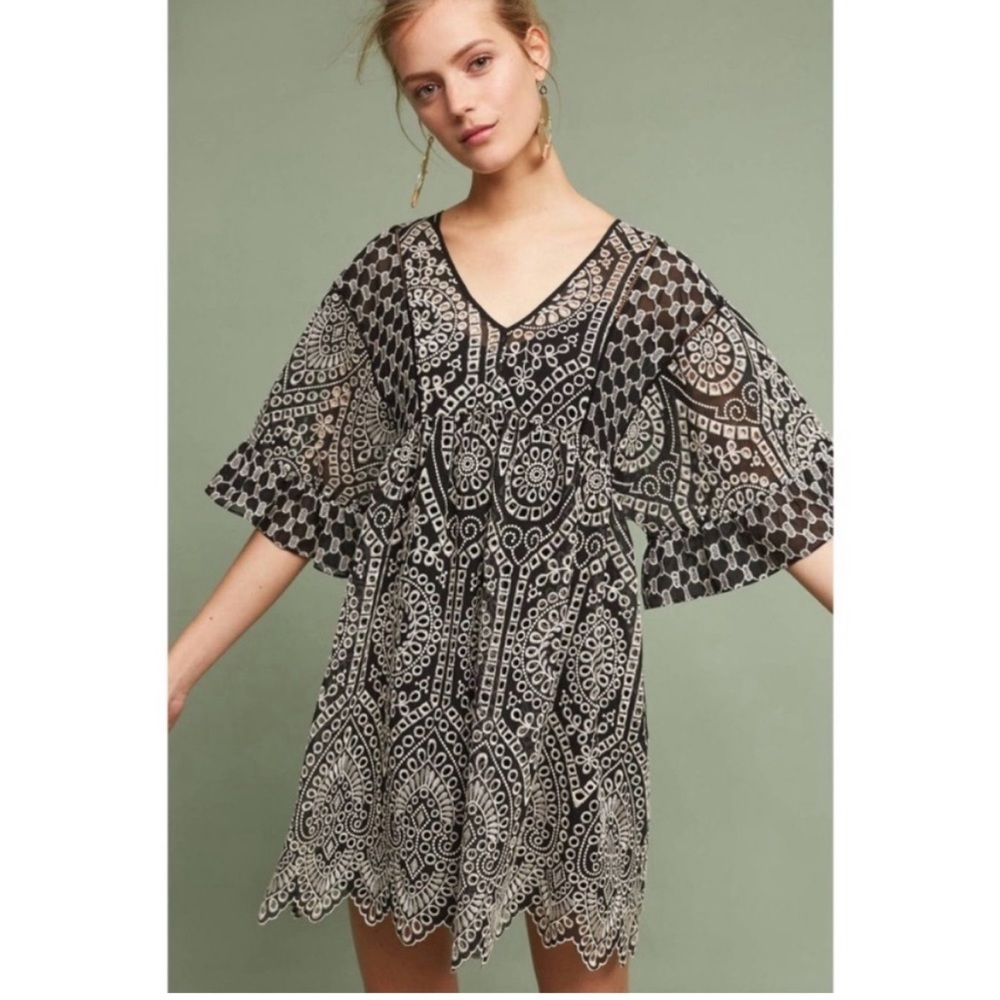 ANTHROPOLOGIE AKEMI +KIN Brooke Eyelet Swing Dress Size 2
